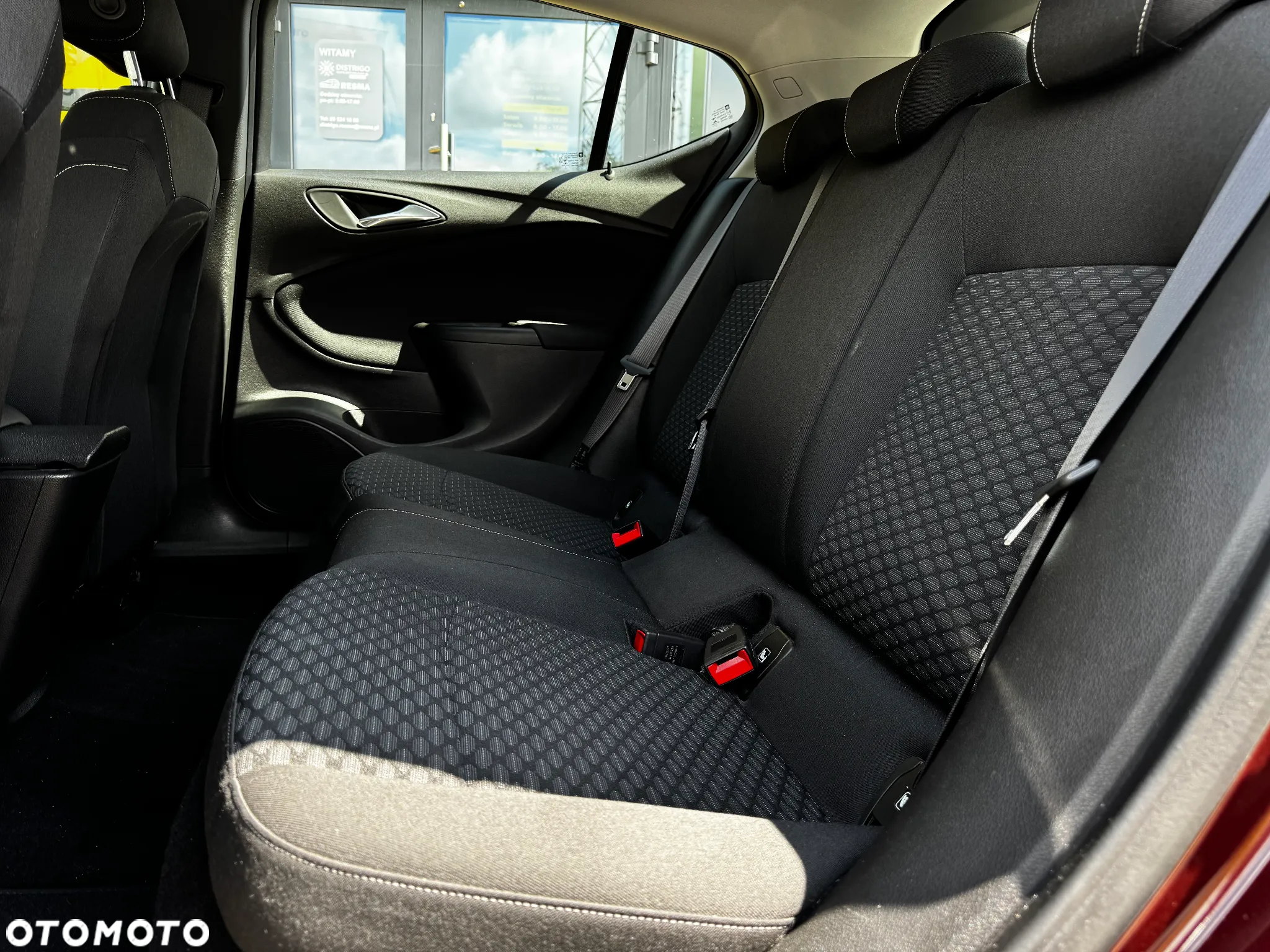 Opel Astra V 1.4 T Enjoy - 9