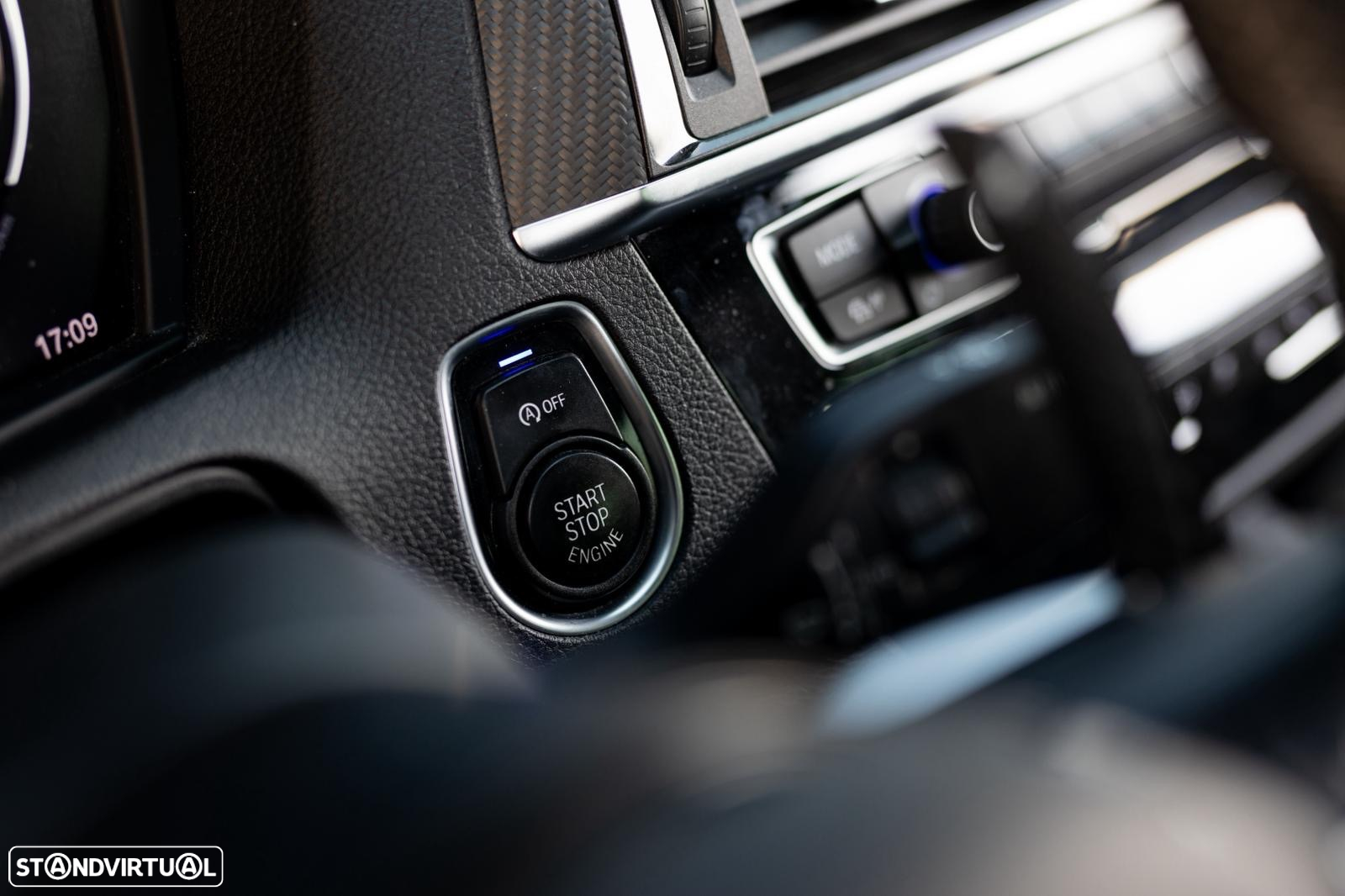 BMW M2 Auto - 34