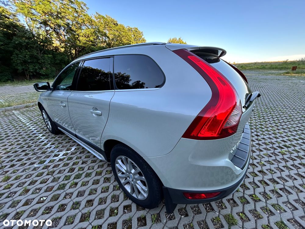 Volvo XC 60 D5 AWD Summum - 7