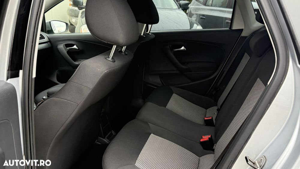 Volkswagen Passat - 9