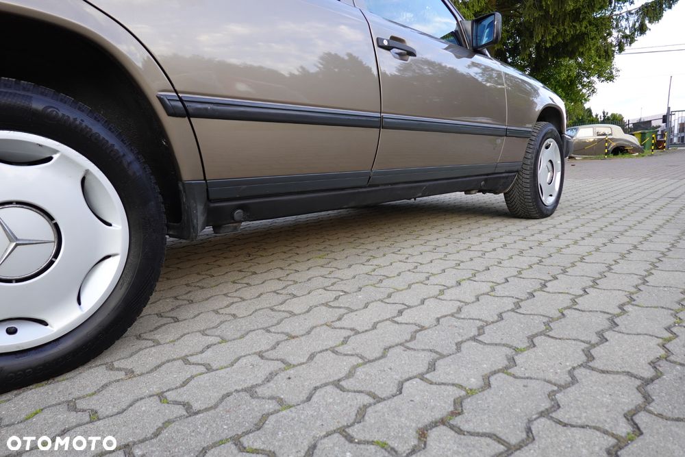 Mercedes-Benz W124 (1984-1993) - 20