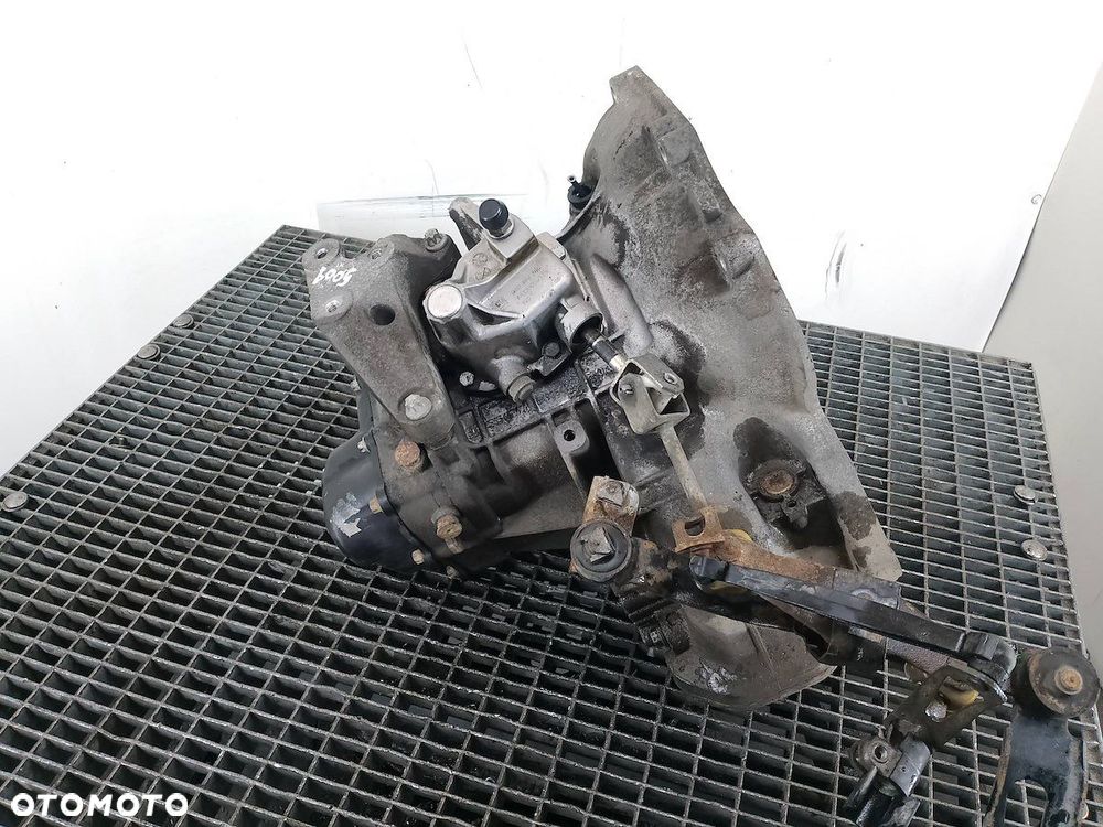 SKRZYNIA BIEGÓW MANUALNA 5 OPEL ASTRA H T4C394 1.6 16V - 2