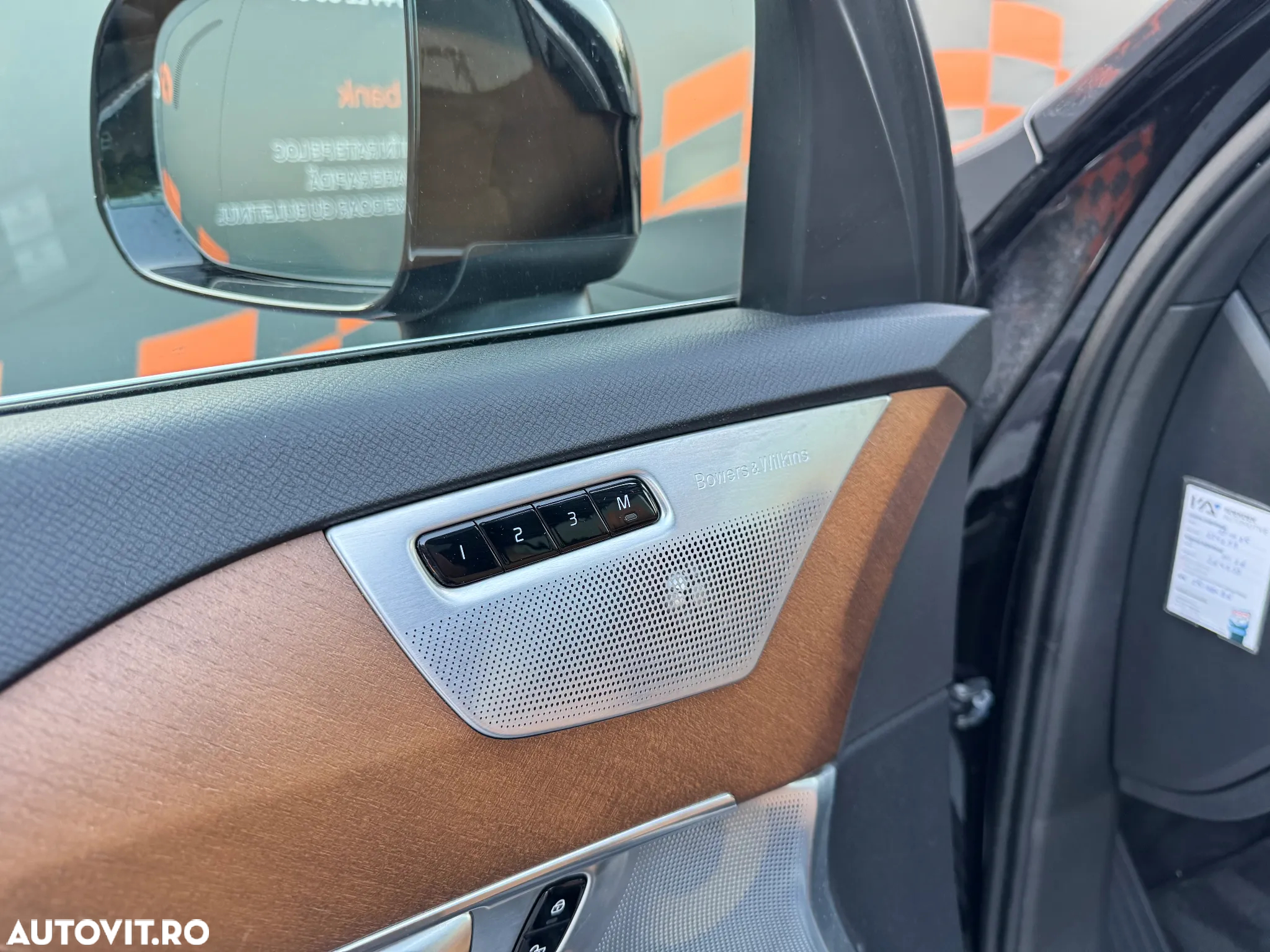 Volvo XC 90 D5 AWD Geartronic Inscription - 32
