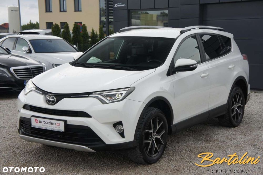 Toyota RAV4 - 4