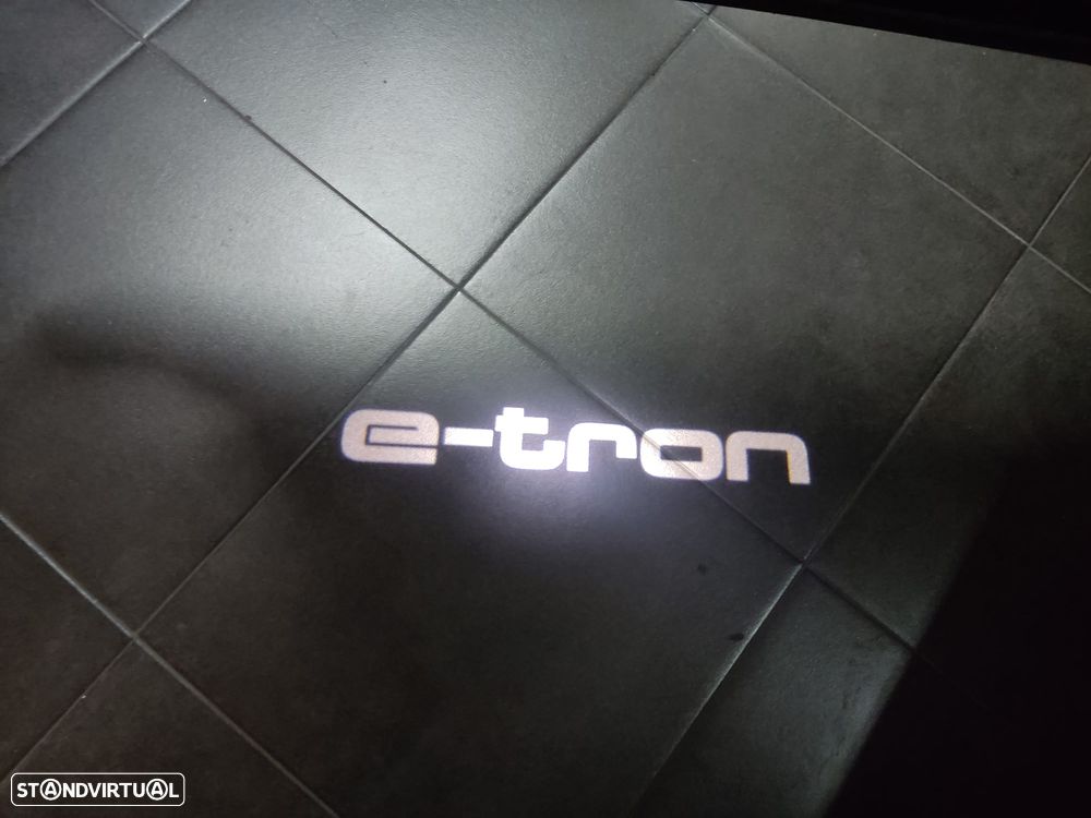 Audi e-tron 50 quattro advanced - 12