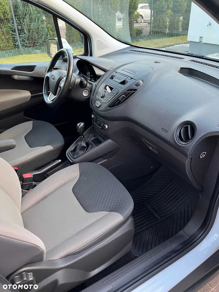 Ford Tourneo Courier 1.5 TDCi Trend - 31