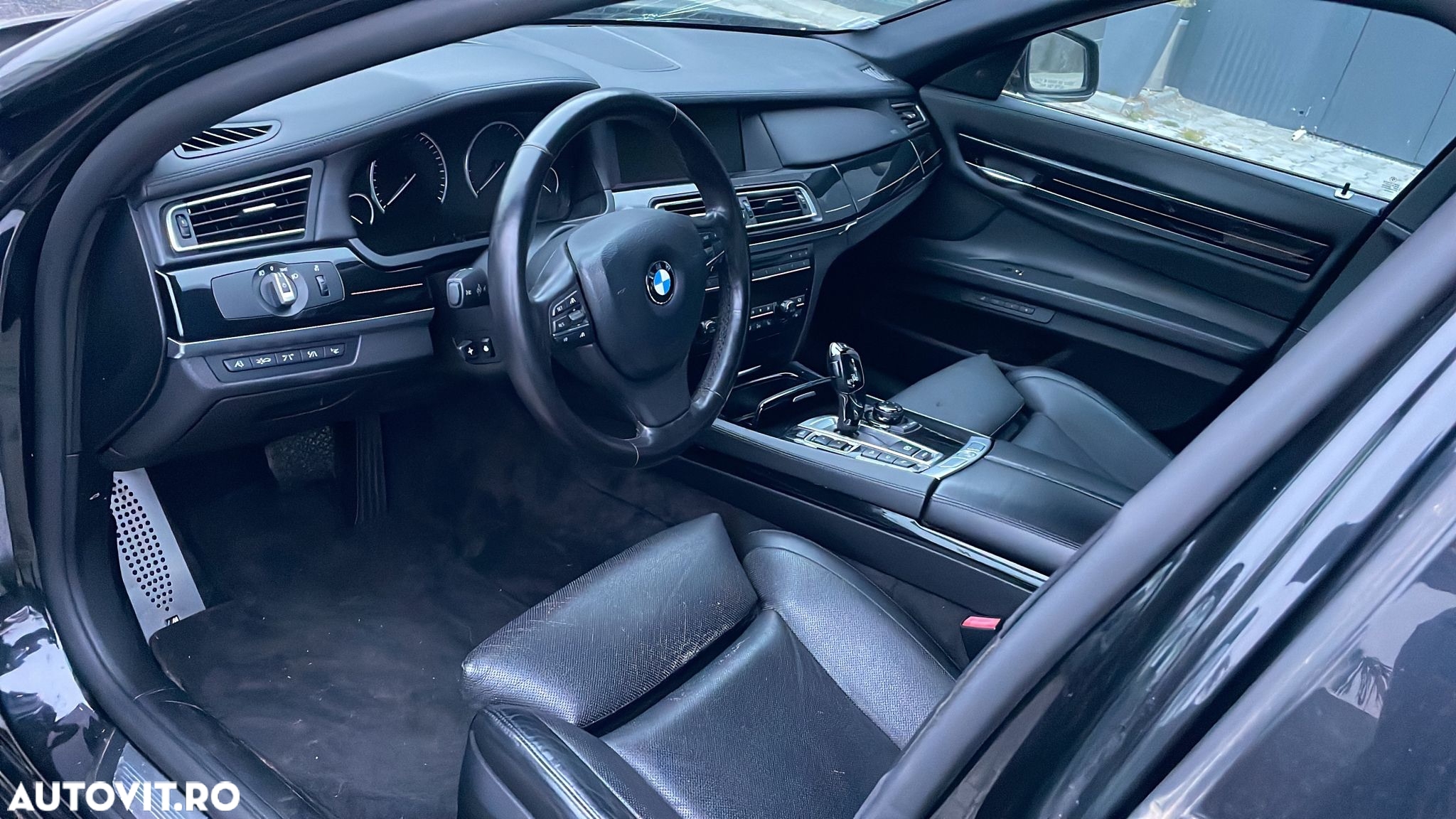 BMW Seria 7 750Li xDrive - 7