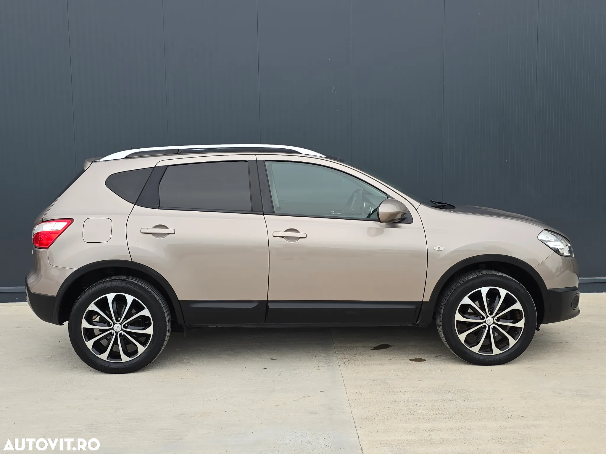 Nissan Qashqai 1.5 DCI Start/Stop Tekna - 8