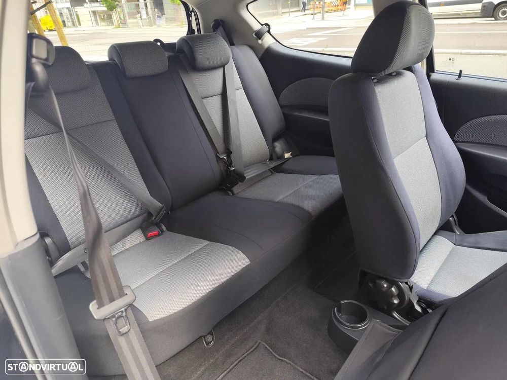 Chevrolet Aveo 1.2 LS - 15