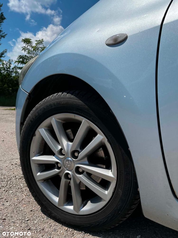Toyota Auris 2.0 D-4D Luna - 12