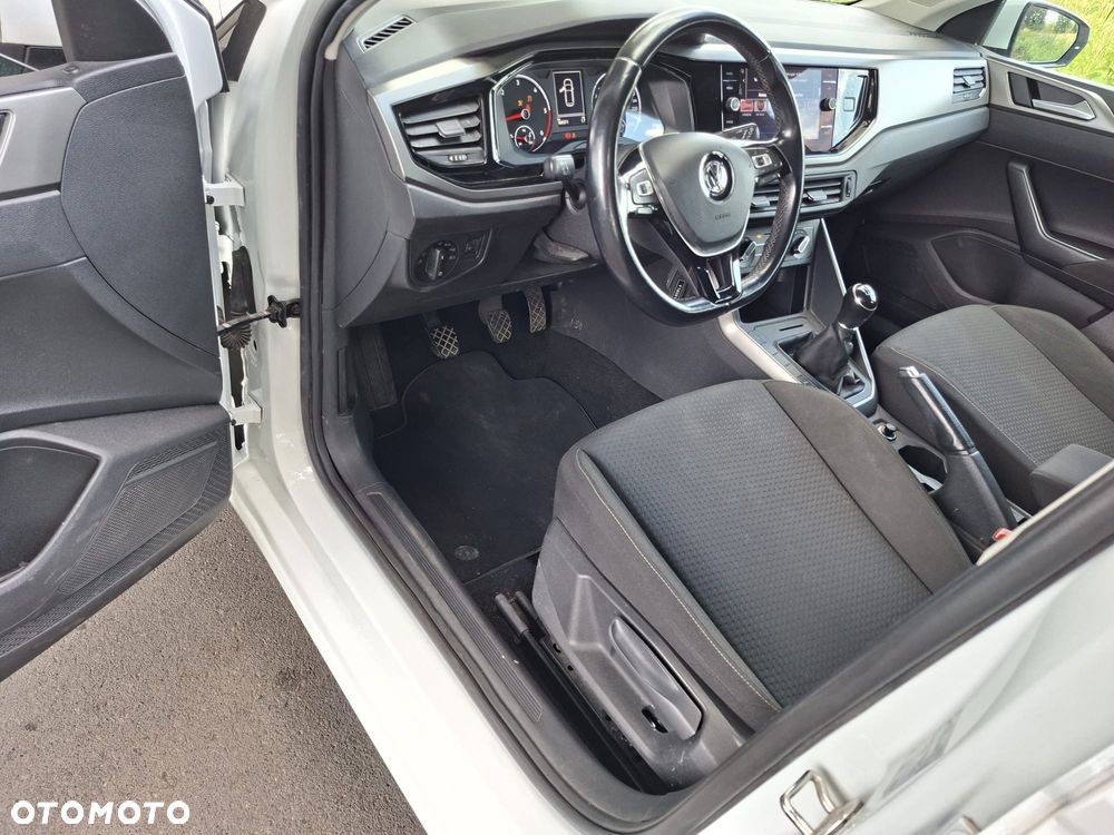 Volkswagen Polo 1.6 TDI SCR beats - 11