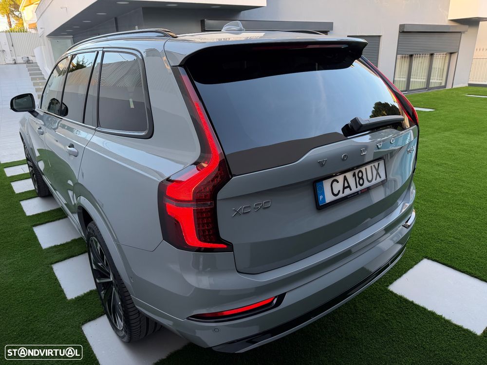 Volvo XC 90 2.0 T8 PHEV Plus Dark AWD - 7
