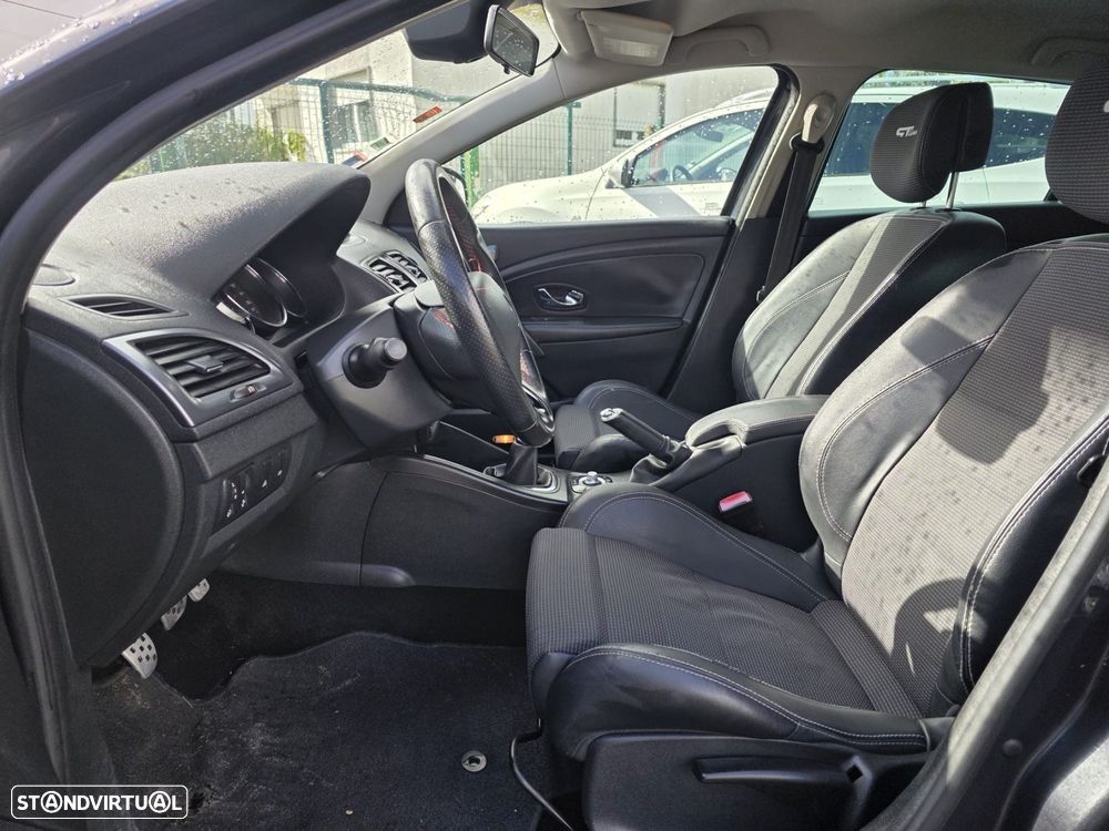 Renault Mégane Sport Tourer 1.6 dCi GT Line SS - 9