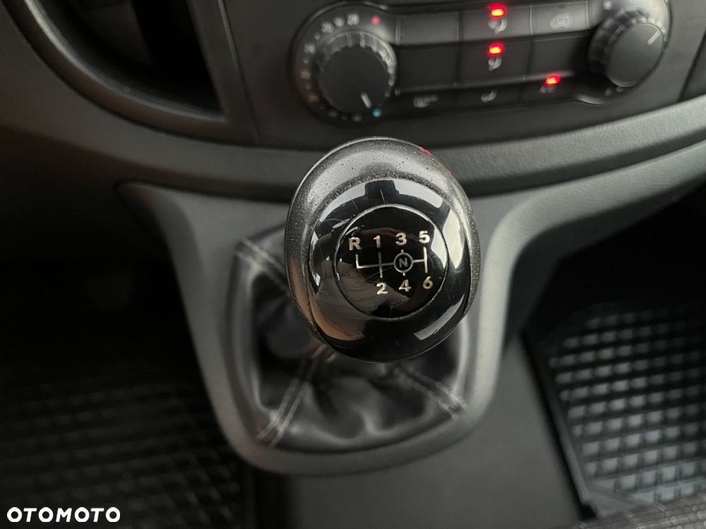 Mercedes-Benz Vito - 12