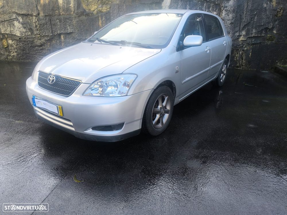 Toyota Corolla 2.0 D-4D Sol - 1