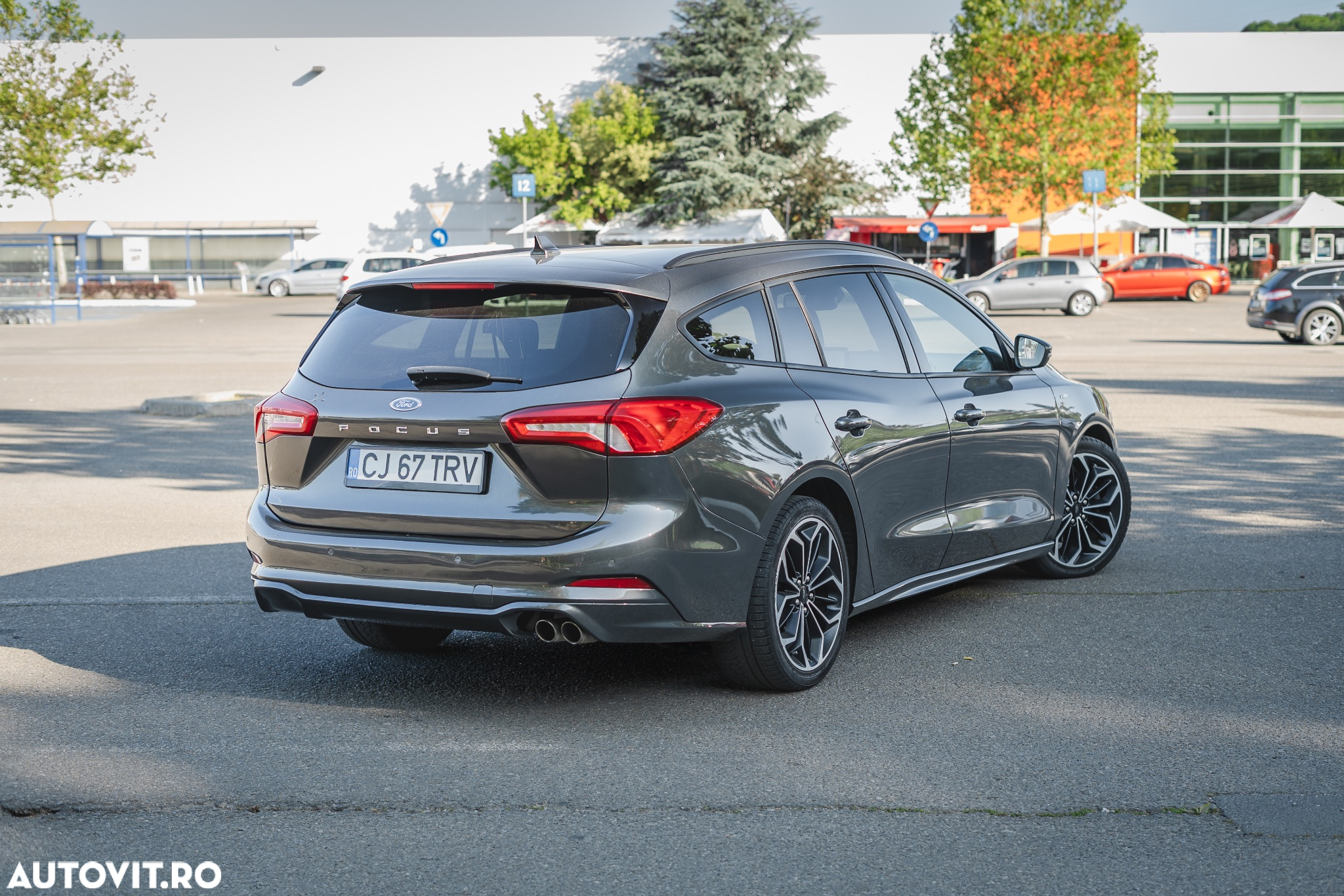Ford Focus Turnier 1.5 EcoBlue Start-Stopp-System Aut. ST-LINE STYLE - 29