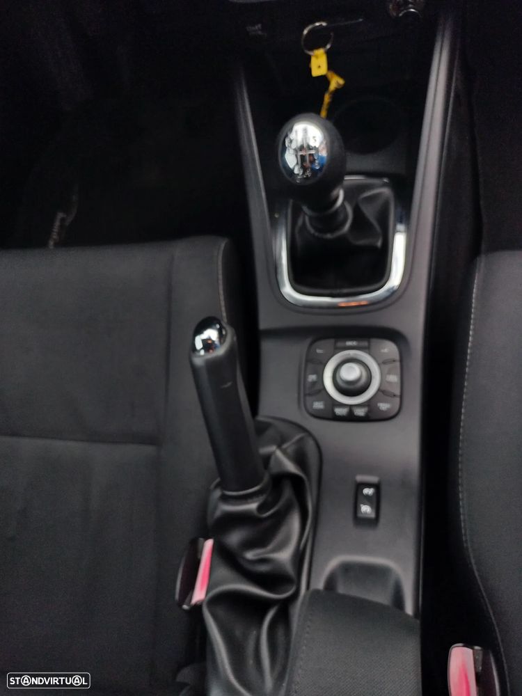 Renault Mégane Sport Tourer 1.5 dCi Comfort SS - 11