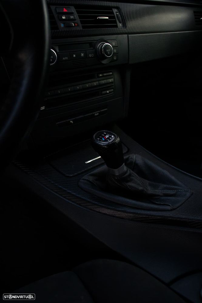 BMW 320 d Cabrio Intense - 16