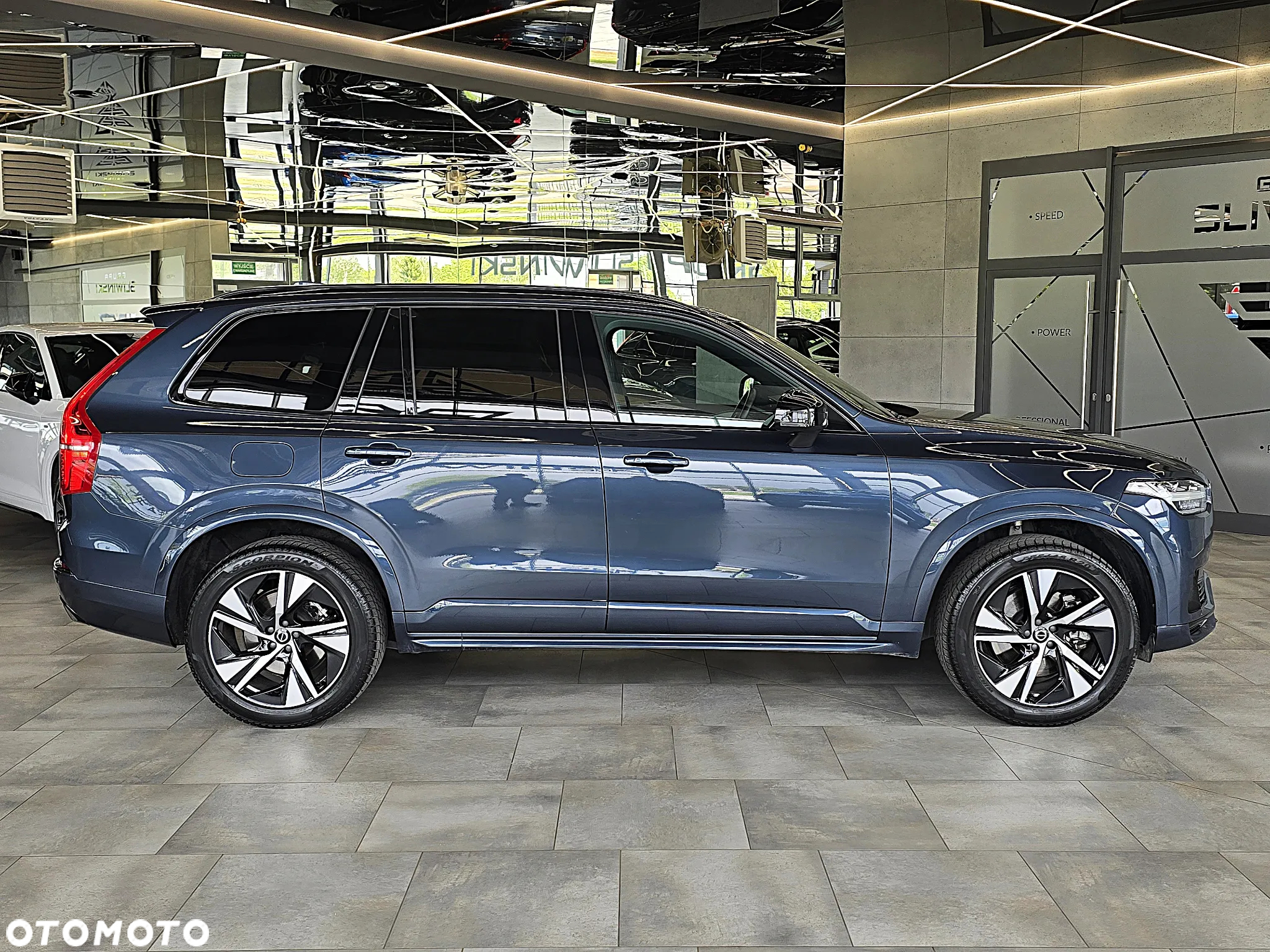 Volvo XC 90 T8 AWD Twin Engine Geartronic RDesign - 10
