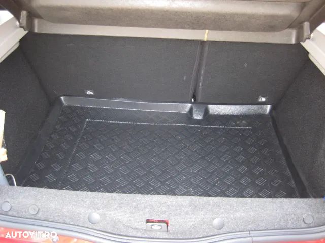 Dacia Sandero - 8