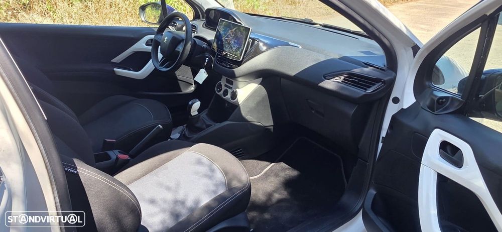 Peugeot 208 PureTech 68 Like - 6