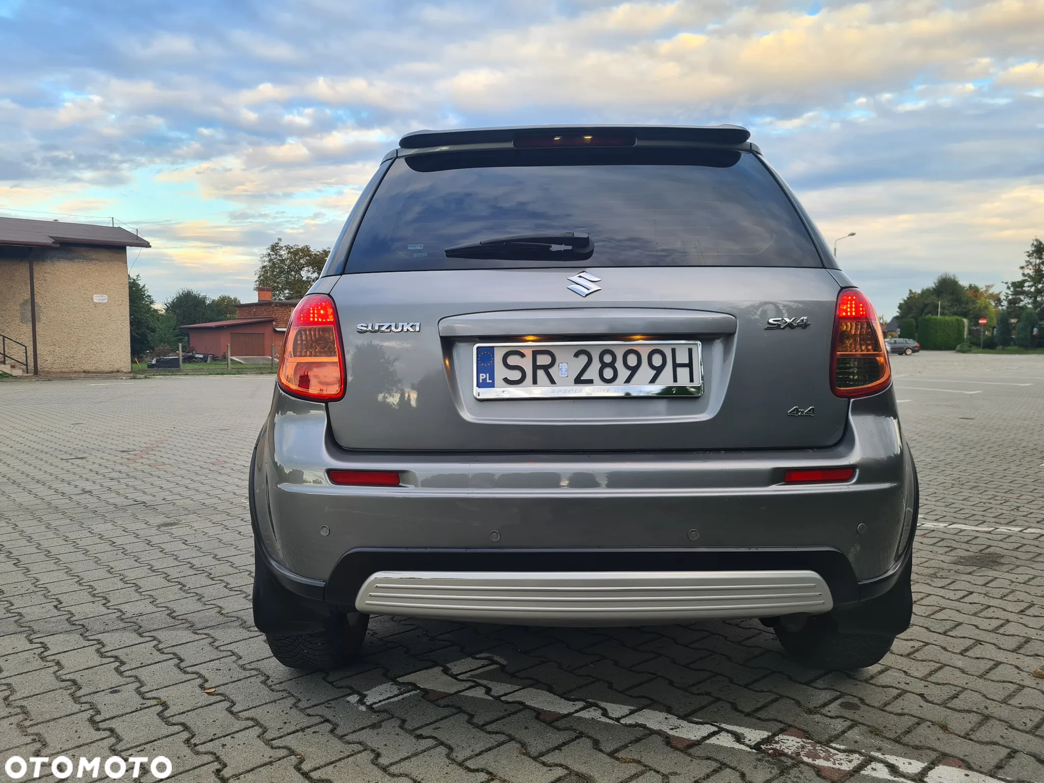 Suzuki SX4 1.6 GLX / Comfort - 4