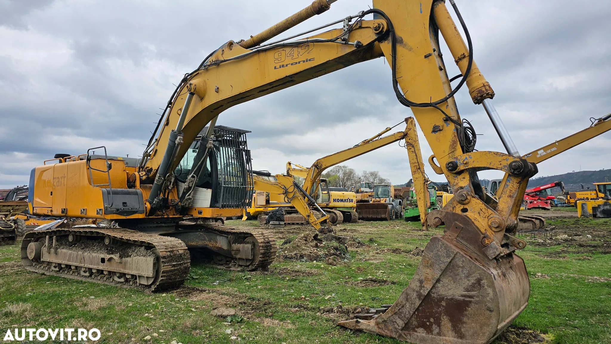 Liebherr R 946 Excavator pe șenile - 4