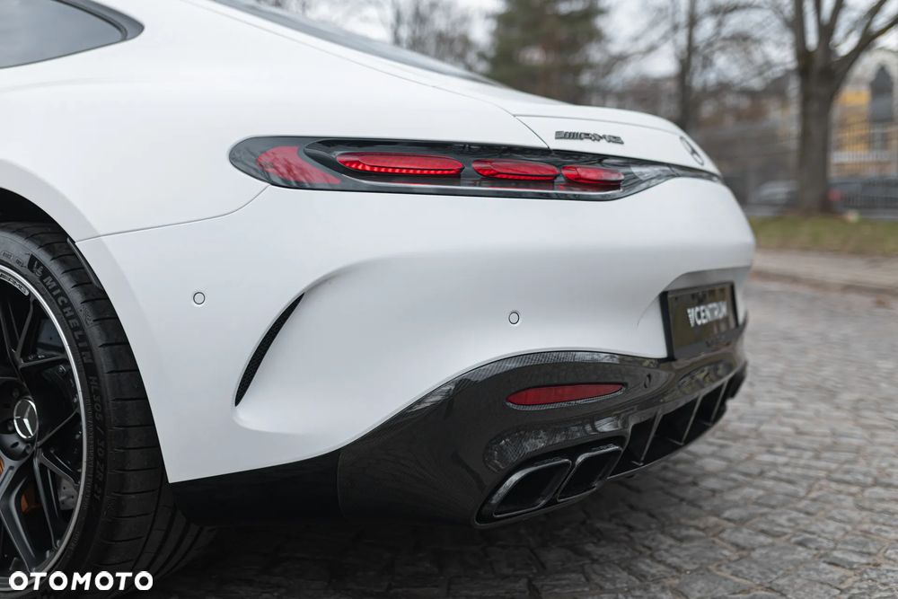 Mercedes-Benz AMG GT - 17
