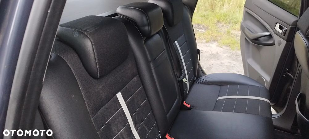 Ford Kuga 2.0 TDCi 4WD Trend - 10