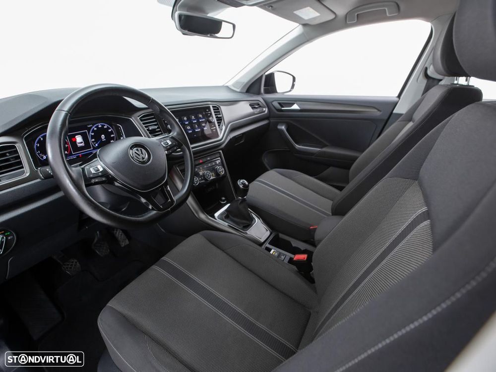 VW T-Roc - 7