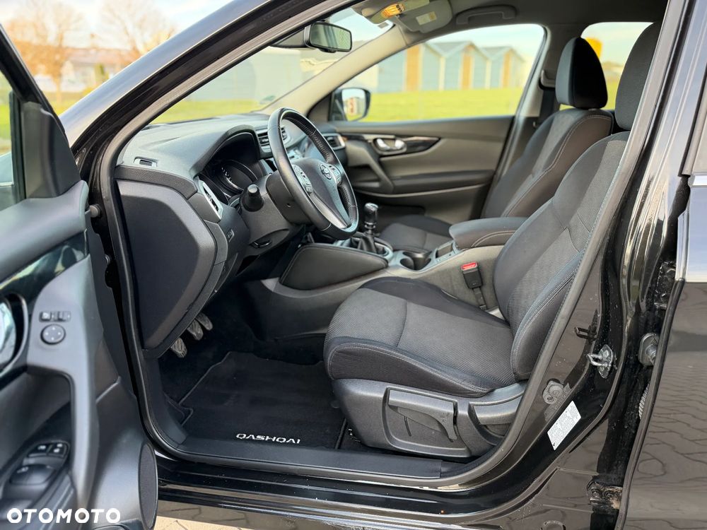 Nissan Qashqai 1.6 DIG-T N-Tec - 24