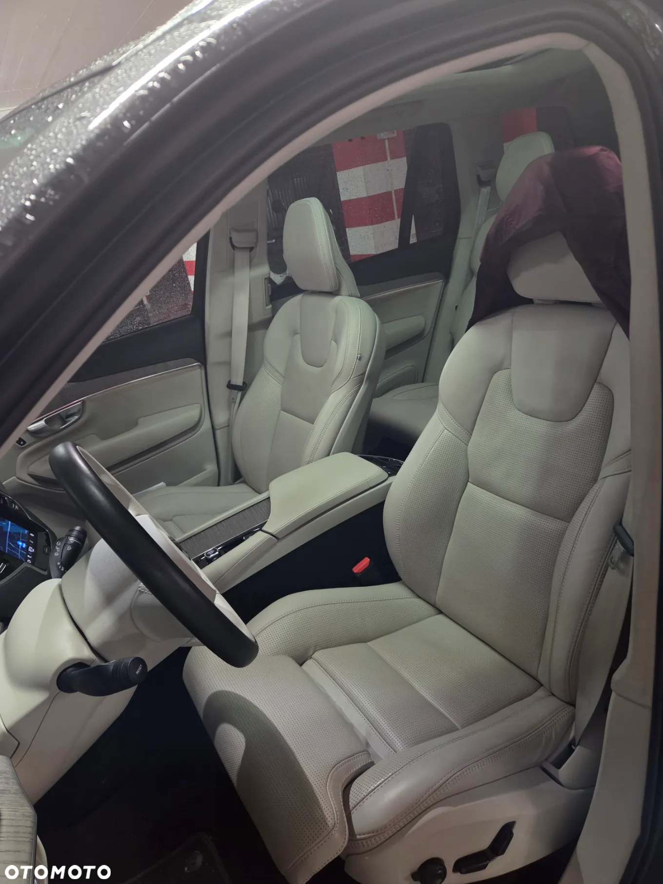 Volvo XC 90 - 7