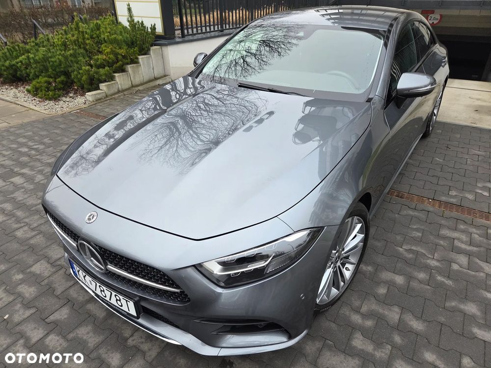 Mercedes-Benz CLS 300 d 4Matic 9G-TRONIC AMG Line - 4