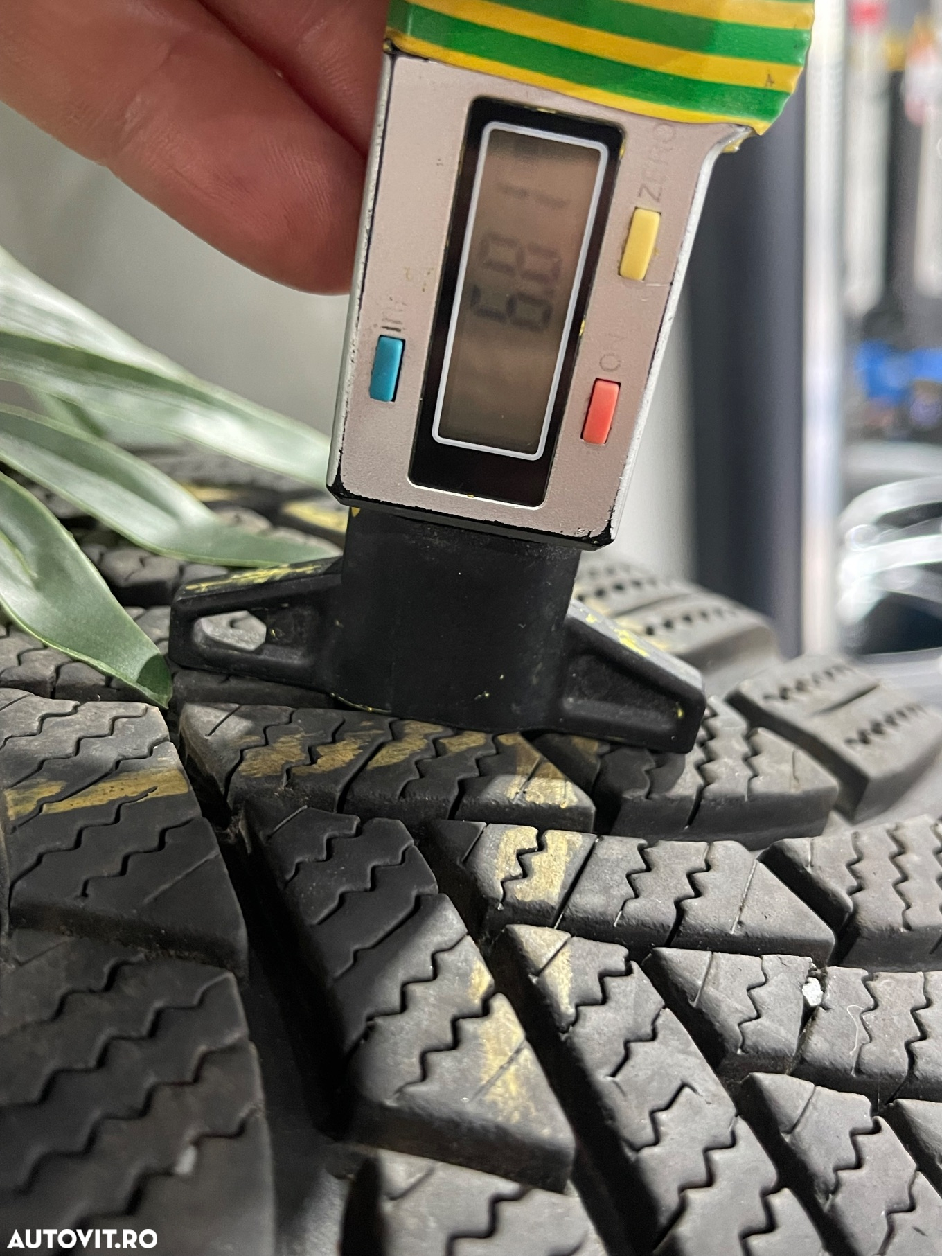 Jante Bmw seria 5 G30 , originale , bicolore , cu anvelope iarnă 7mm - 3