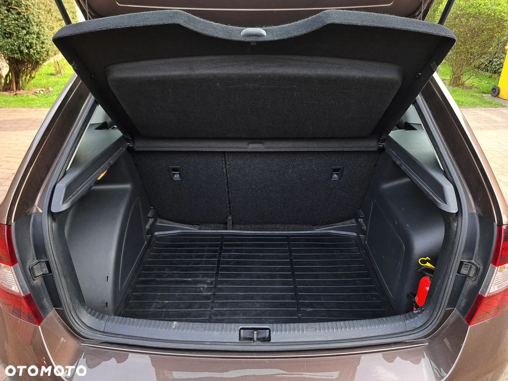 Skoda RAPID 1.0 TSI Ambition - 31