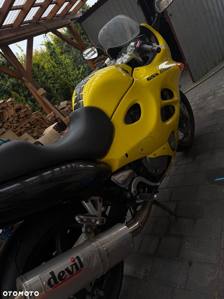 Suzuki GSX - 5