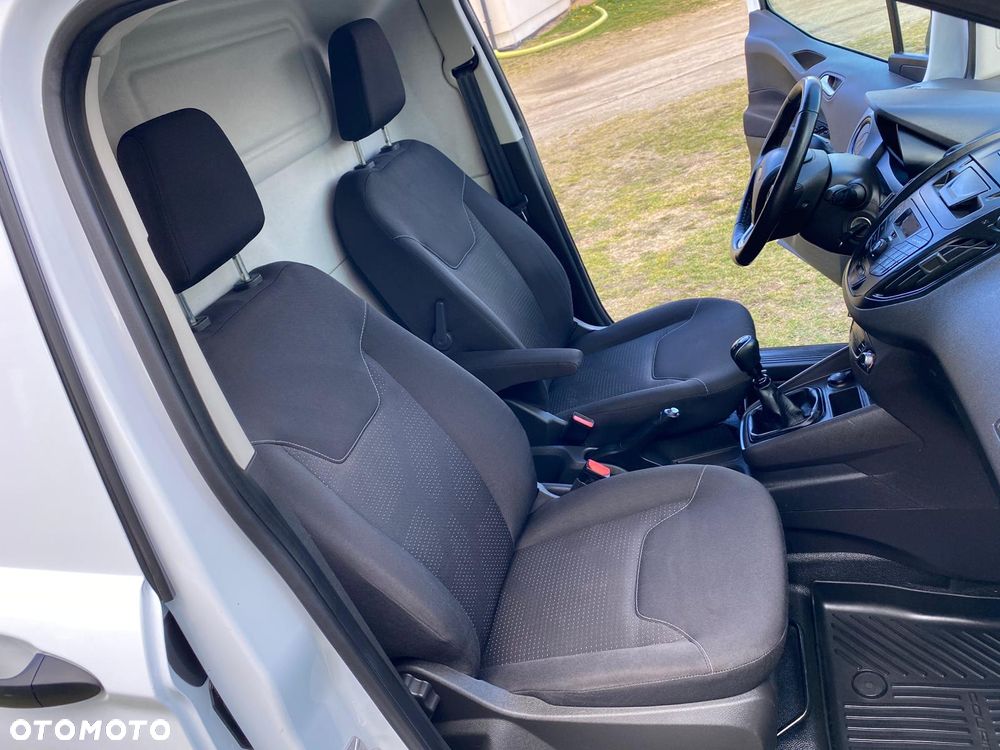 Ford TRANSIT COURIER - 27