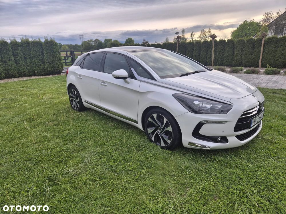Citroën DS5 2.0 HDi Hybrid4 SoChic MCP - 9