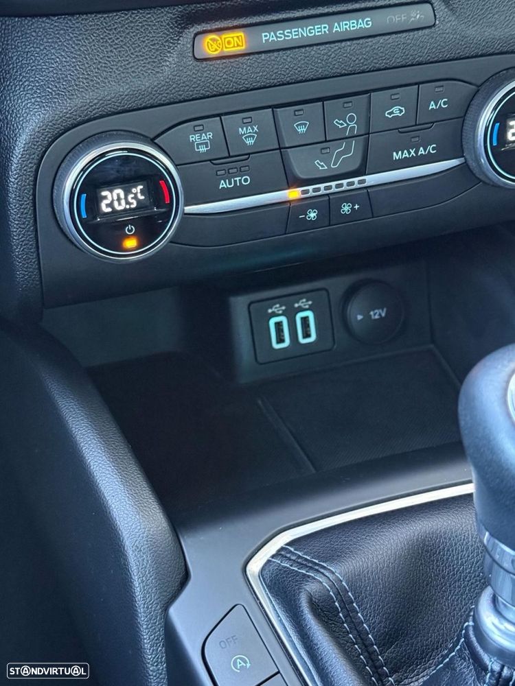 Ford Focus 1.5 TDCi ECOBlue Active - 26