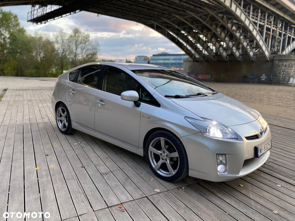 Toyota Prius 1.8 HSD Luna - 1