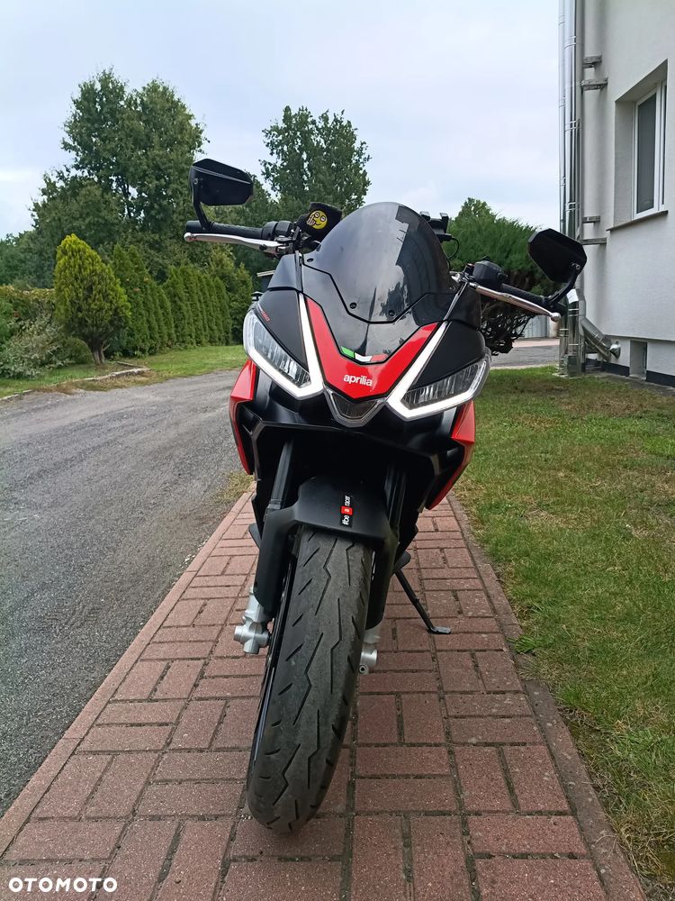 Aprilia Tuono - 1