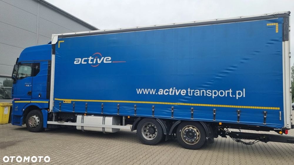 MAN TGX - 8