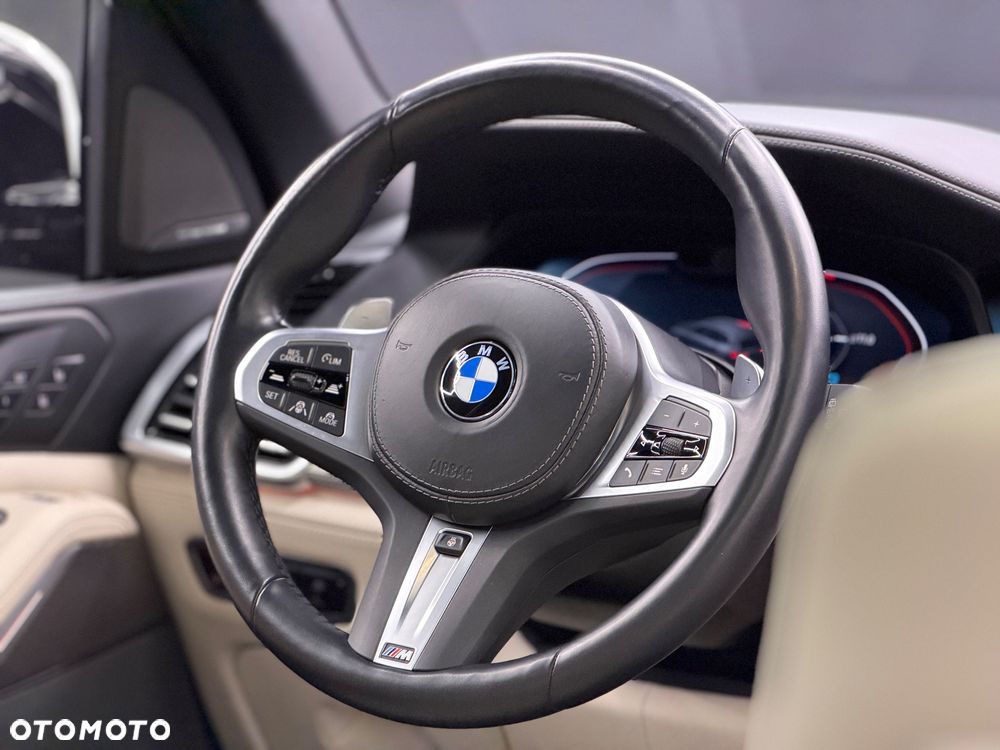 BMW X5 xDrive40d mHEV - 11