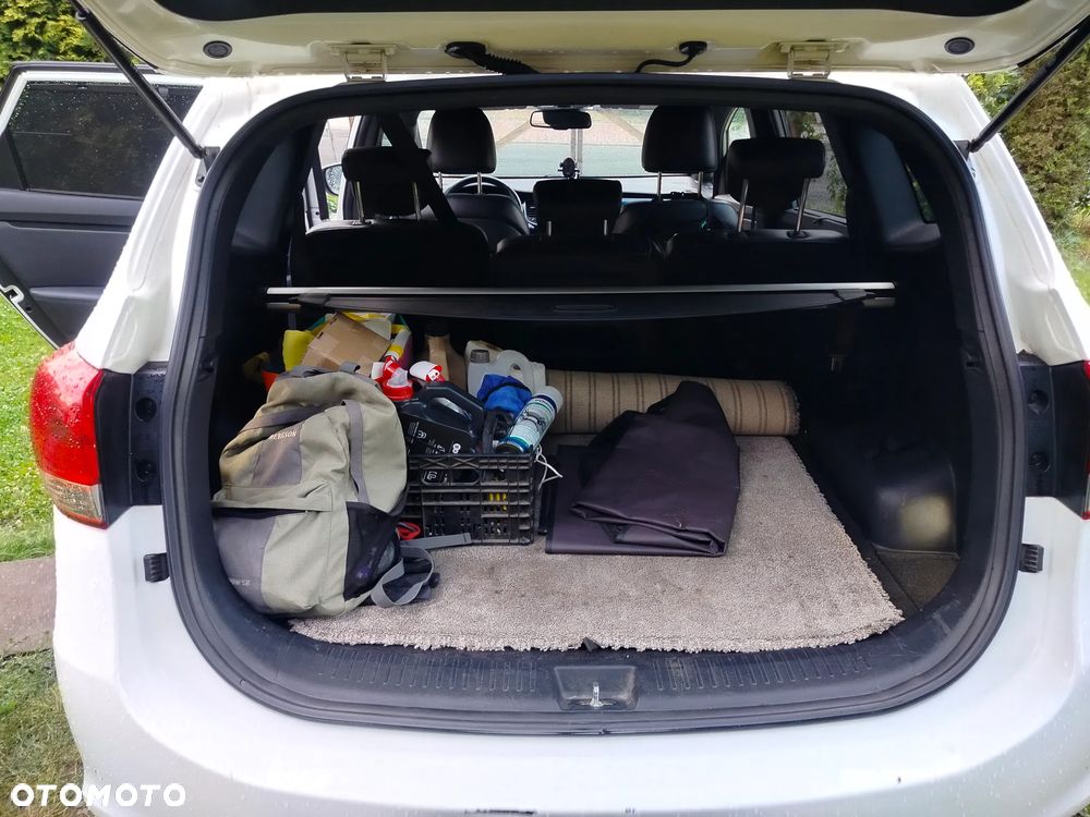 Kia Carens 1.7 CRDi Spirit - 12