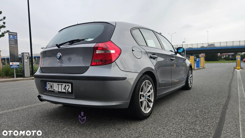 BMW Seria 1 - 15