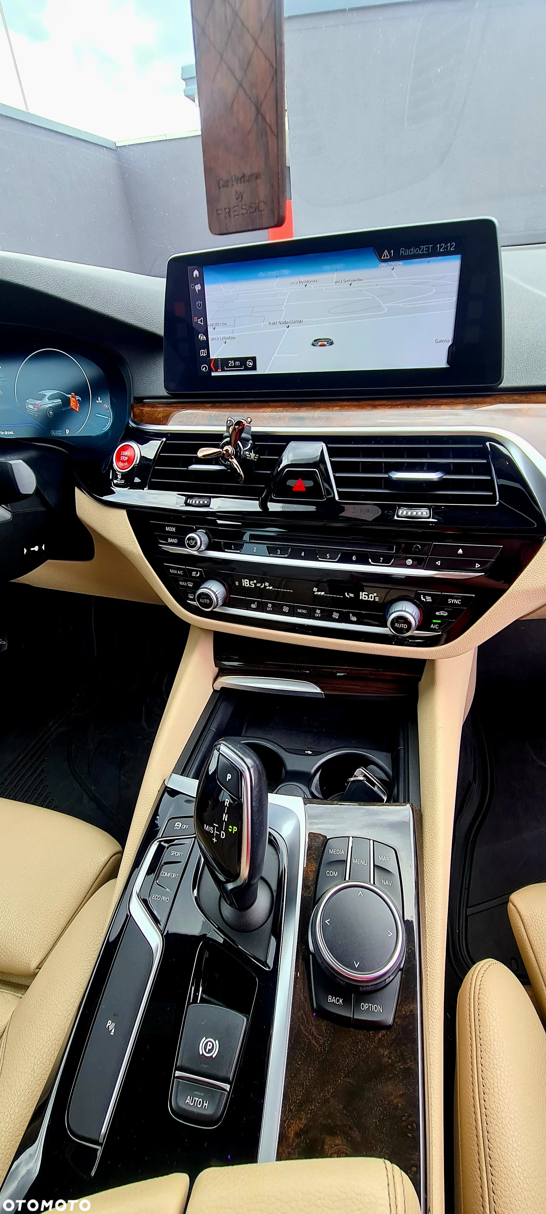 BMW Seria 5 530i xDrive M Sport sport - 24
