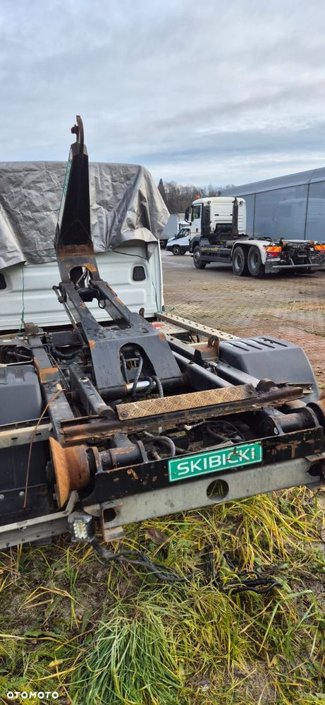 Urządzenie hakowe HKS-4 - 2