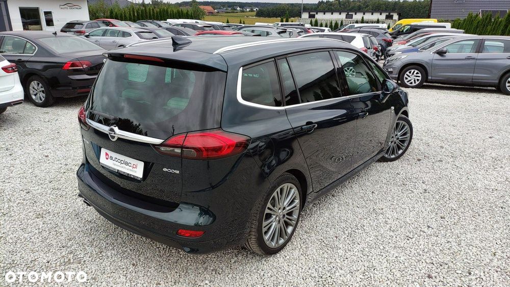 Opel Zafira - 12
