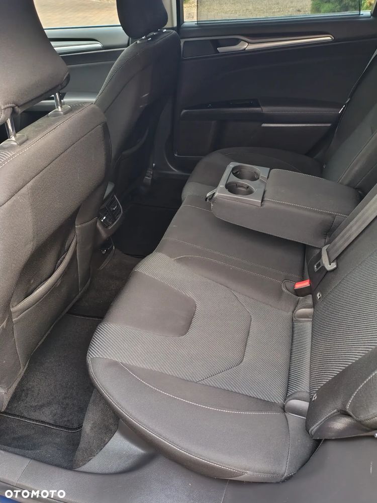 Ford Mondeo Turnier 2.0 TDCi Start-Stopp PowerShift-Aut Titanium - 23