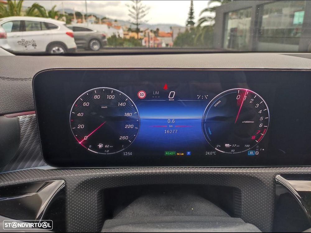 Mercedes-Benz CLA 250 e Style Plus - 13